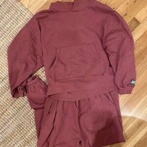 Daily Drills Wine Sweat Set